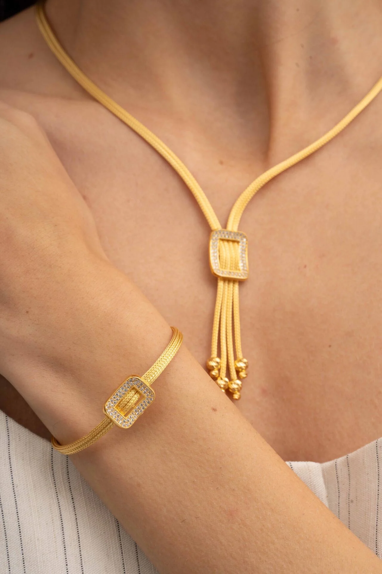 Hasır Dorika Altın Kaplama Elişi 925 Ayar Gümüş Set - Görsel 2