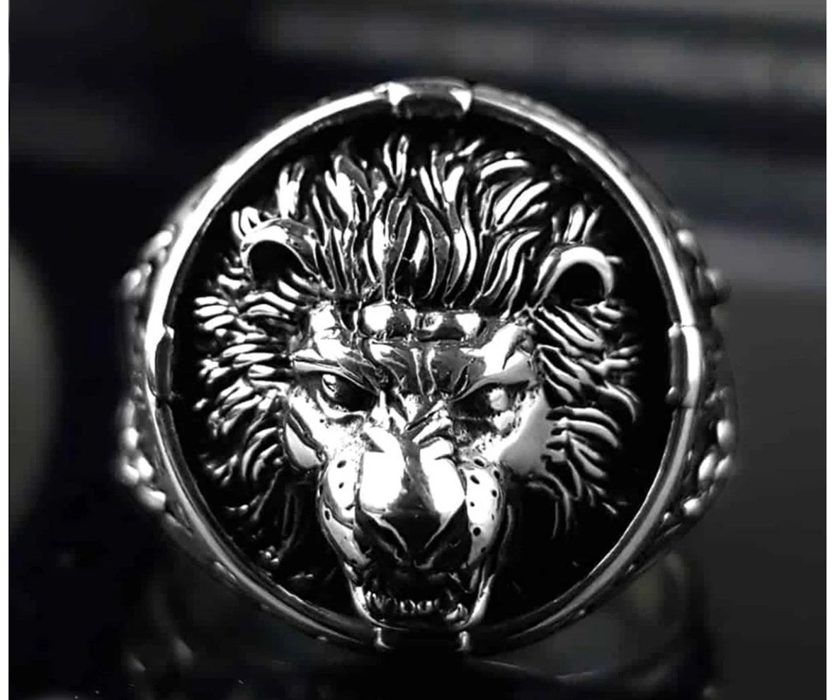 Aslan Kafası Kabartma Motifli Gümüş Yüzük