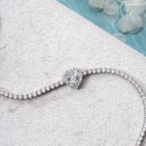925 Ayar Gümüş Rodyum Kaplama Beyaz Taşlı Kalp 2 mm Zirkon Taşlı Suyolu Bileklik